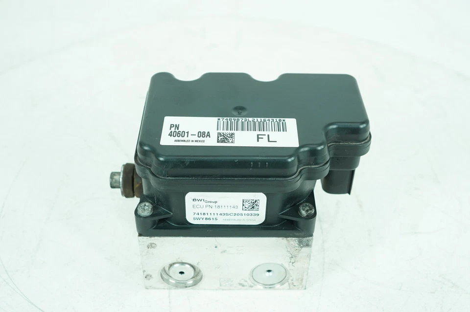 Bomba de freno y módulo de control ABS Electra Glide Ultra 12 Harley Touring FLHTK Foto 1 de 4