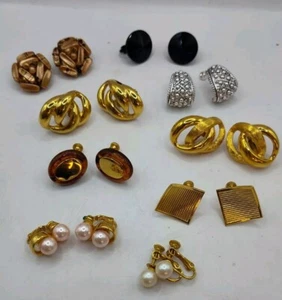 Vintage Signed Clip On Earring Lot Napier Weiss Richelieu Marvella Screw Back - Picture 1 of 17