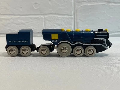 BRIO Wooden Railway Polar Express #32500 Battery Operated Train - Not Working - Image 1 of 4