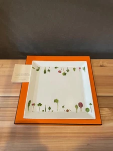 HERMES Tableware Mesclun vegetable pattern square plate 23cm dish plate New - Picture 1 of 12
