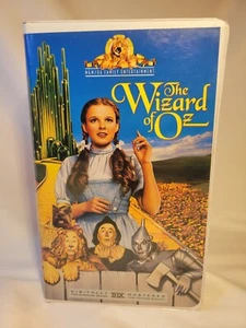The Wizard of Oz VHS 1996 MGM/UA Digitally Mastered THX Clamshell Tested - Picture 1 of 4