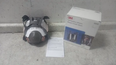 3M 6800 Size M Gray Full Face Respirator - Image 1 of 4