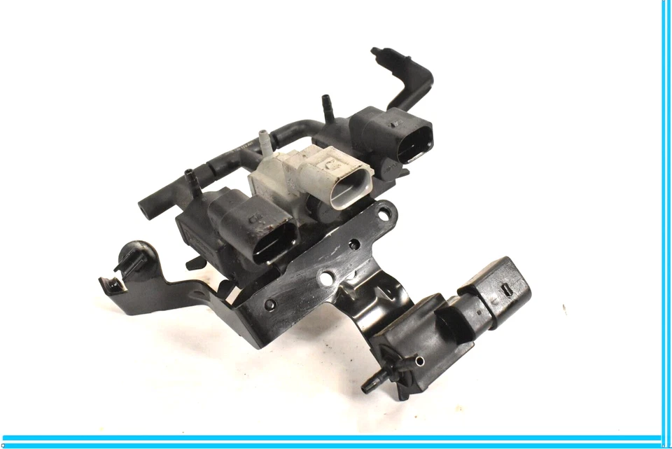 Оригинальный кронштейн/клапан крепления выбросов для Porsche Cayenne Hybrid 2011 года выпуска 22737 - Изображение 1 из 4