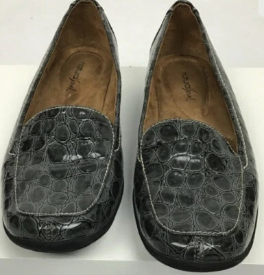 Mocasín para mujer Natural Soul Top Stitch charol gris cocodrilo plano talla 7,5 Foto 1 de 4