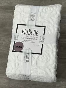 PiuBelle Portugal QUEEN Textured Woven Roses Quilt Coverlet White Bedspread NEW - Picture 1 of 5