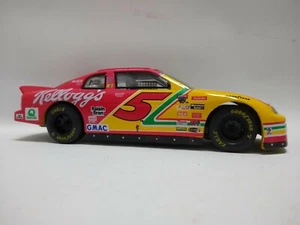 Racing Champions 1995 Terry Labonte Corn Flakes #5 1:24 Scale Die-Cast Model Car - Picture 1 of 4