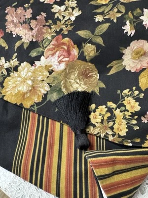 Cenefa de cortina Waverly negra floral chintz Dbl vieira a rayas 51" x 23 4 DISPONIBLE Foto 1 de 4