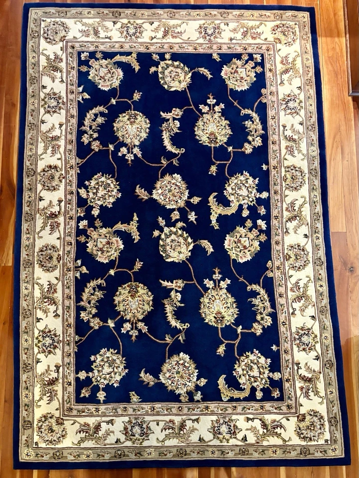 Alfombra de lana azul Nourison 2000 Collection 5’6” x 8’6” Foto 1 de 4