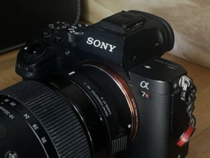 Sony A7R2 A7Rii Mirrorless Camera with Simga Art lens - Picture 1 of 18