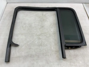Jeep JT Gladiator Driver Rear Door Vent Glass w Seal 2020-2021 2022 2023 060888 - Picture 1 of 6