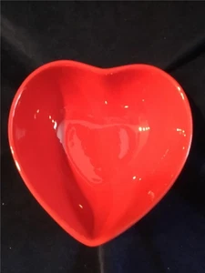 Herzförmige BONBONIERE NEU rot gepunktet Schale Gnaden Speisekammer Valentinstag - Bild 1 von 5