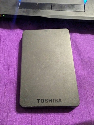 Toshiba Portable External HDD 1TB usb 3.0 HDTB110EK3BA, please read descripton  - Image 1 of 4
