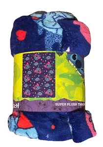 Disney Lilo & Stitch Blue Donuts Hearts Soft Plush Throw Blanket 46" x 60" NEW - Picture 1 of 3
