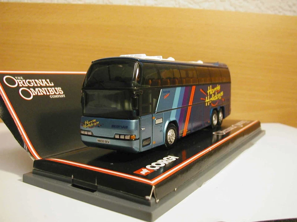 CORGI OOC NEOPLAN CITYLINER HARRIS, GRAYS ESSEX-44203 - Image 1 of 1