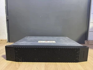 EMC SAE 2.5" HDD Array | incl. 3x 300GB SAS SSD | Panel frontal | probado - Imagen 1 de 10