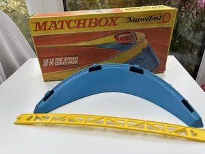 Matchbox Superfast SF-14 180° Speed Curve Pack Boxed by Lesney - Picture 1 of 5