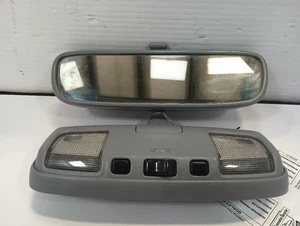 1998 TACOMA Rear View Mirror With Dome Lights (12188785 - Picture 1 of 12
