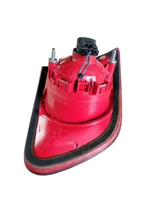 VW PASSAT B7 ALLTRACK 365 Feu Arrière du Hayon Droit 3C9945094 2006 33246217 - Photo 1/4