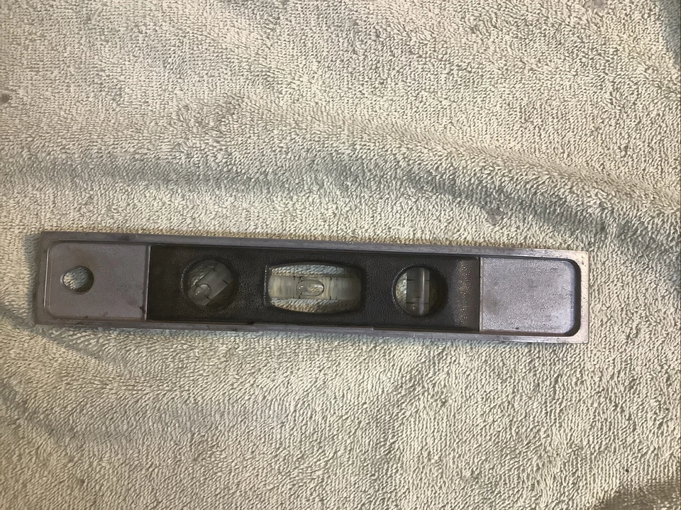 Vintage Stanley 264 Cast Aluminum 9” Torpedo Level 3 Vials 42-164 - Image 1 of 4