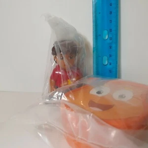 Go Diego Go with Interlocking Animals Cake Topper. Decopac, Birthday Party - Picture 1 of 10