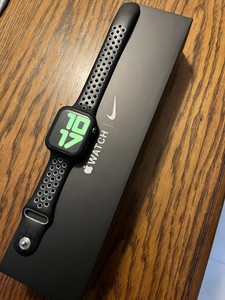 apple watch 5 40mm nike