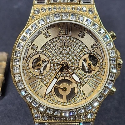 Reloj multifunción GUESS para dama tono dorado claro de luna bisel de cristal GW0320L2 Foto 1 de 4