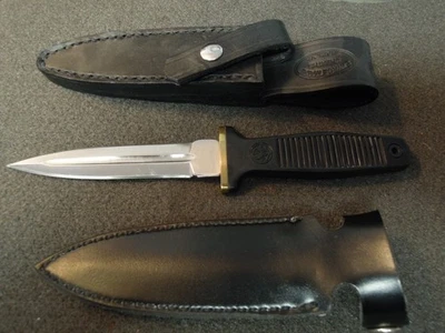 Cuchillo Bota Smith & Wesson Vintage 1981 6051 con fundas originales y personalizadas Foto 1 de 4