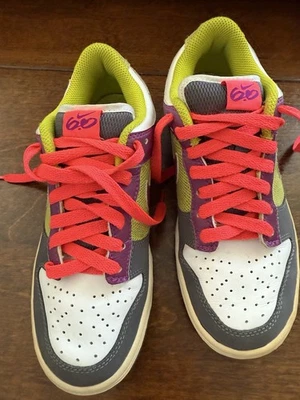 Nike SB Dunk 6.0 Green/Purple kids  Shoes - Size 6 - Image 1 of 4