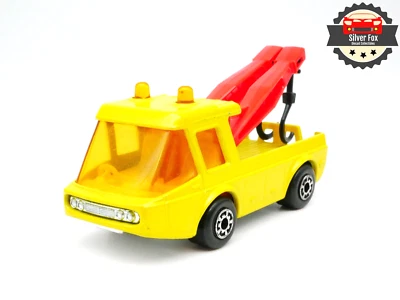 MATCHBOX 1972 TOW JOE TRUCK YELLOW METAL BASE ENGLAND LESNEY VINTAGE 1:64 #74 - Image 1 of 4