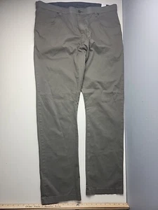 Wrangler Pants Mens 38x32 Stretch Khakis Performance Army Green Flat Front Work - Picture 1 of 7