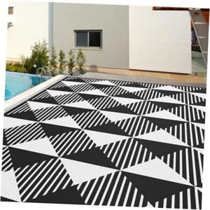 Outdoor Rug 9x12ft - Waterproof Outdoor Plastic Straw Rug Black & White - Picture 1 of 7
