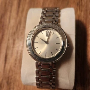 Versus By VERSACE AL2SBQ902-A099 New Battery Fashion Silver 90s Chrome Watch - Picture 1 of 14