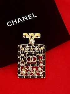 Perfume Bottle Chanel Brooch Pearl Crystals Black Leather Gold CC