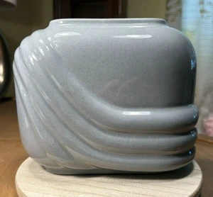 1980s Contemporary Gray Square Ceramic Vase/Accent Piece w/Raised Stripe Design - Picture 1 of 11