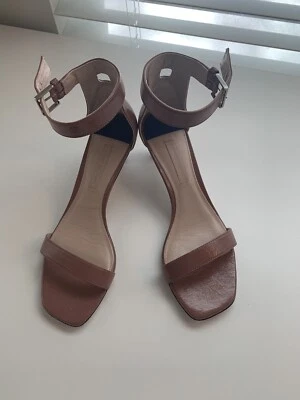 NWOT Stuart Weitzman Nunaked Sandal, Rose Clay Pink Patent Leather - US6  - Image 1 of 4