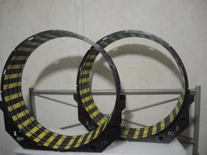 TYCO HO SLOT TRACKS 5879 (16) W/STANDS (2 ) FULL CIRCLES NOTHING BROKEN - Picture 1 of 2