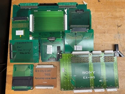 27 placas extensoras.  Sony, Panasonic Betacam, DVCPRO, etc. (Utiliza cintas de alineación) Foto 1 de 3