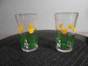 De colección Swanky Swig Tulipanes Amarillos 3 7/8" Vidrio Dos Vasos de Jugo - Imagen 1 de 6