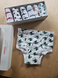NWT HANNA ANDERSSON STARS SHARK ROCKET BRIEFS UNDERS 7 PACK L 140 150 10 12 - Picture 1 of 8