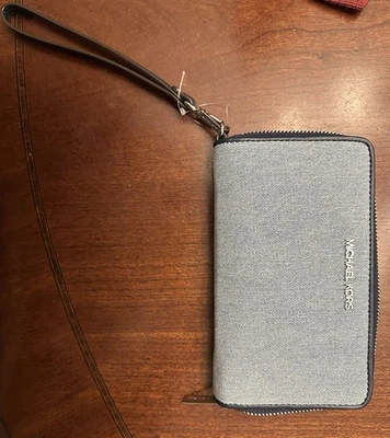 Michael Kors Damas Grande Moda Denim/Cuero Cremallera Bolso sin asas Muñequera Cartera Foto 1 de 3