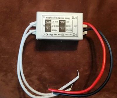 Fuente de Alimentación LED 15W 24V Impermeable 100-265V AC - DC 24V Usada Nunca Usada Foto 1 de 4