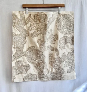 Pottery Barn Coral Shell Pillow Cover Neutral Applique Seashell Linen Cotton 24” - Picture 1 of 6