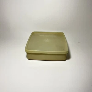 Tupperware Square Store Away Sandwich Keeper with Lid  Vintage - Picture 1 of 4