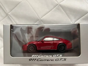 1/43 Schuco Porsche 911 GTS 991 Dealer Edition WAP 020 100 OF - Bild 1 von 2