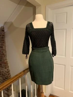 Minifalda Enrico Mandelli verde gris gamuza por encima de la rodilla talla 42/6 Foto 1 de 4