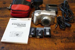 Nikon Coolpix 4800 ED 4MP Digital Digicam Camera Bundle 3 Battery & Cable + Case - Picture 1 of 20