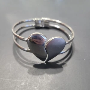 Vintage Premier Designs Heart Clamper Cuff Bracelet Silver Tone - Picture 1 of 5