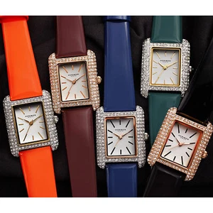 Orologio Donna Akribos XXIV AK1068 Swarovski Crystal Tank Cinturino Pelle Verniciata - Foto 1 di 27