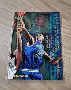 KEVIN GARNETT NBA ROOKIE CARD FLEER 1995-96 RC # 362 TIMBERWOLVES CELTICS - Bild 1 von 6