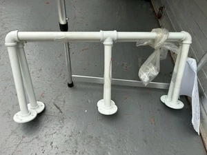 Heavy Duty Shelf Brackets - Picture 1 of 6